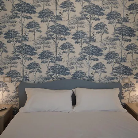 Lucchese Frühstückspension *