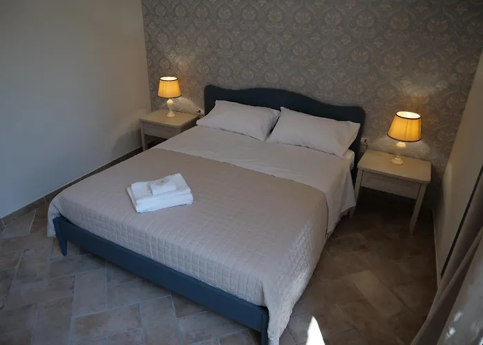 Lucchese Bed & Breakfast SantʼAgata deʼ Goti
